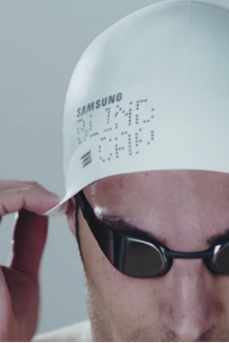 Un bonnet de natation high-tech pour les nageurs aveugles
