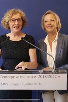 Muriel Pénicaud et Sophie Cluzel durant la présentation de l’engagement national « Cap vers l’entreprise inclusive 2018-2022 »