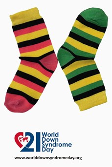 Campagne de chaussettes dépareillées (« Lots of
socks ») pendant la Journée mondiale de la Trisomie 21
