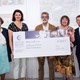Les lauréats de l'association Le Hameau d'Olivier en compagnie de Chantal Lebatard, Marie-Pierre Angé et Stéphane Bridel