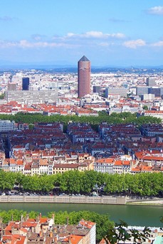 Vue de la ville de Lyon, avec le Crayon (Tour Part-Dieu)