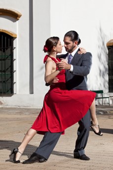 Le tango, remède contre la maladie de Parkinson ?